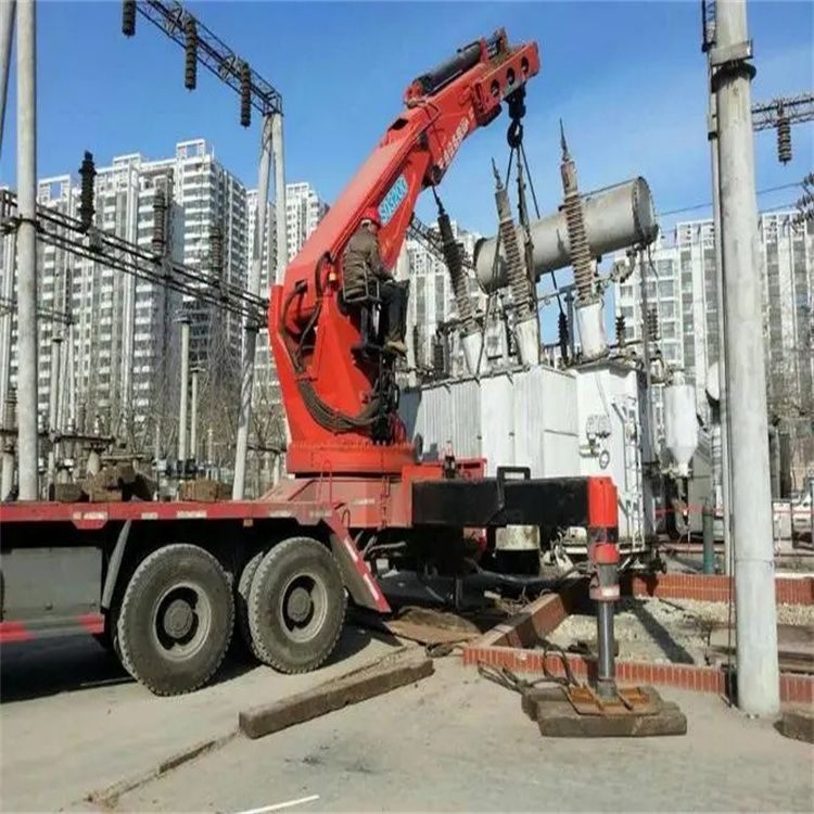 广汉就近吊车出租|工地厂房吊装设备租赁|24小时高效响应