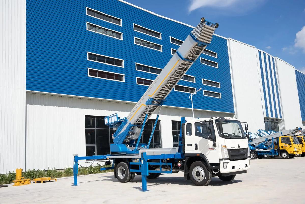 广汉小型云梯车上料车租赁多少钱