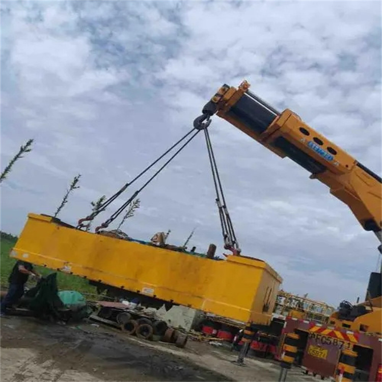 广汉随车吊吊集装箱怎么吊